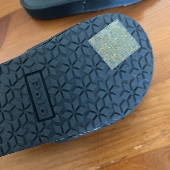 Ralph Lauren’s Polo Slides, barely worn size 7c - Picture 3 of 3